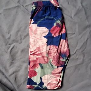 Agnes and Dora S/M floral leggings